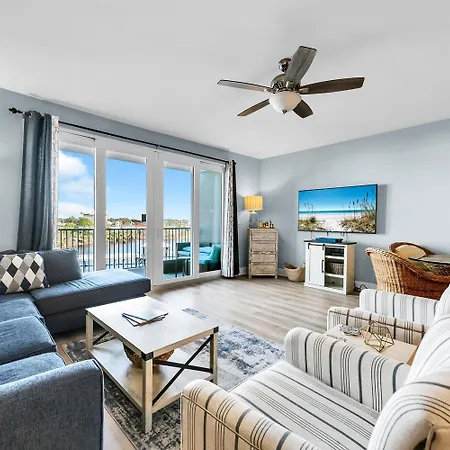 Laketown Wharf 317